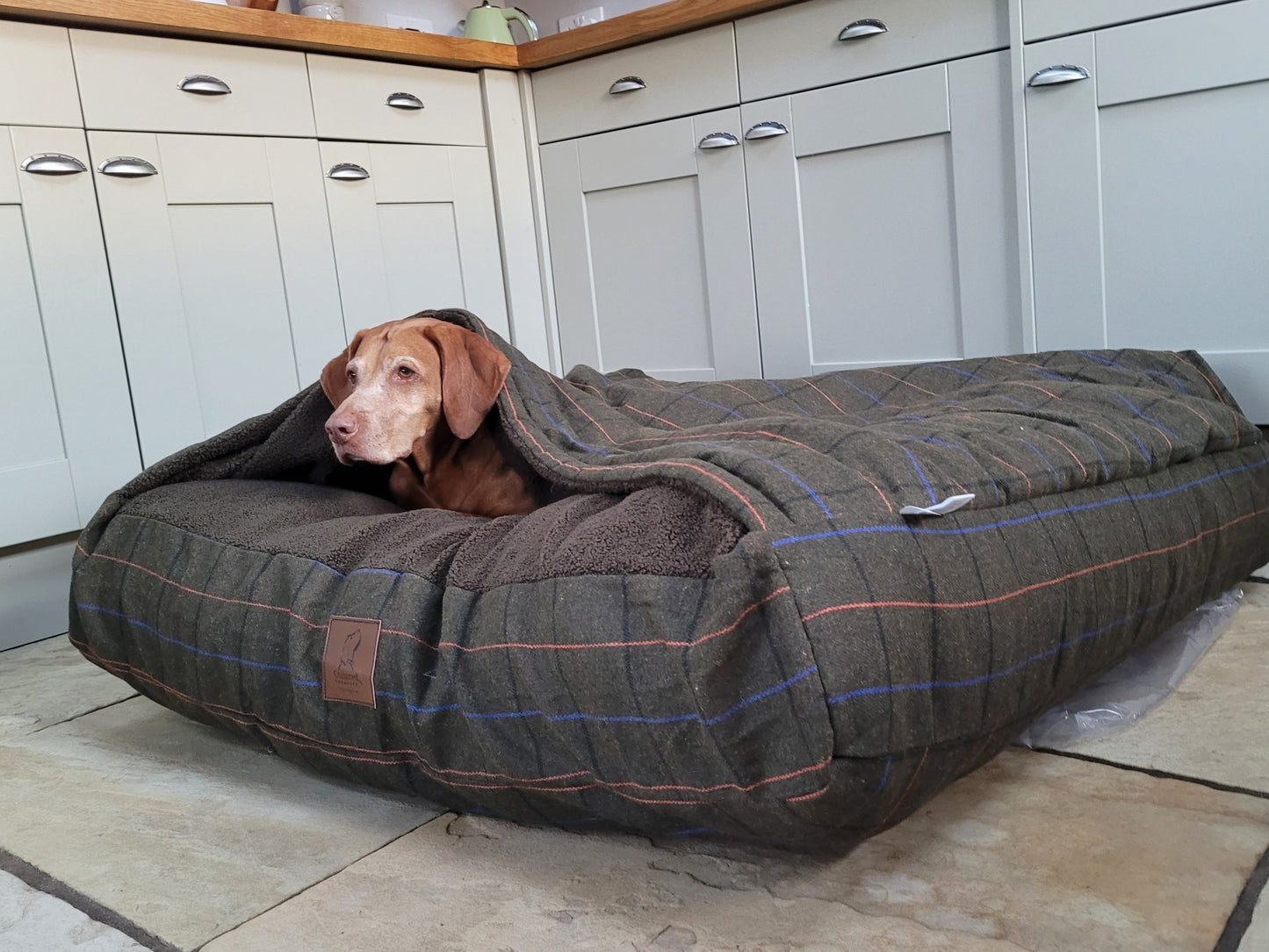 Green Tweed Hooded Dog Snuggle Bed